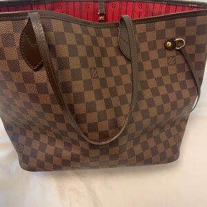 Louis Vuitton M Neverfull